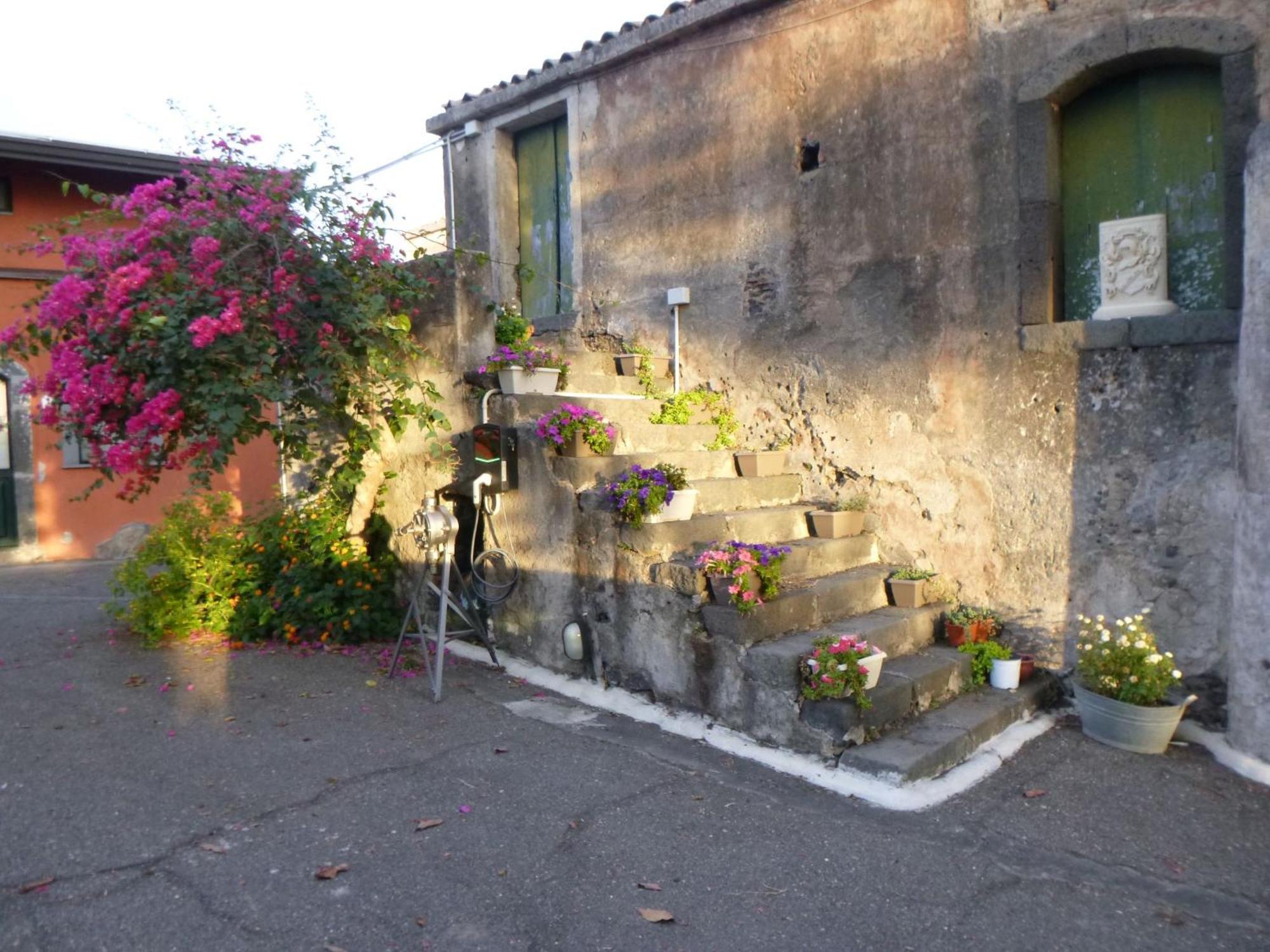 Baglio Delle Rose Bed & Breakfast Giarre Exterior foto
